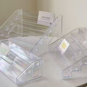 Multi tier acrylic organizer